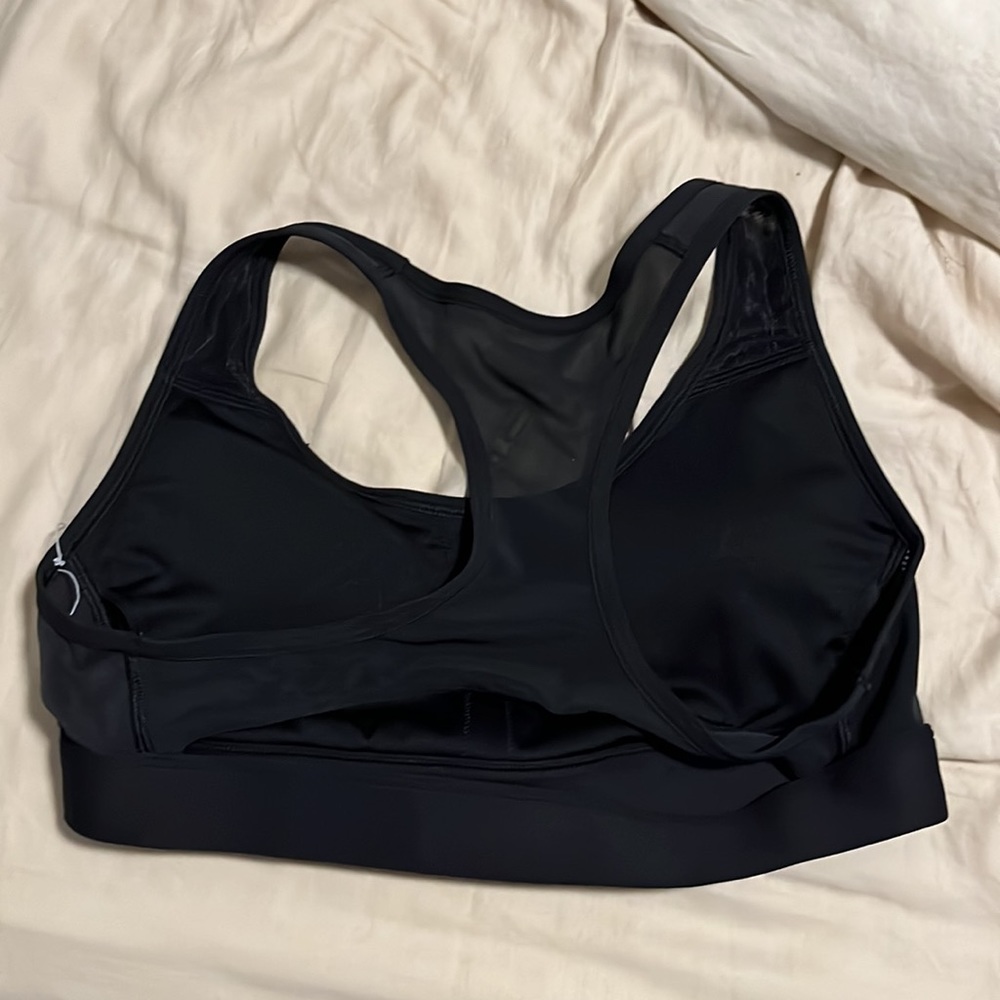 Womens Reebok bra - Picture 2 of 3